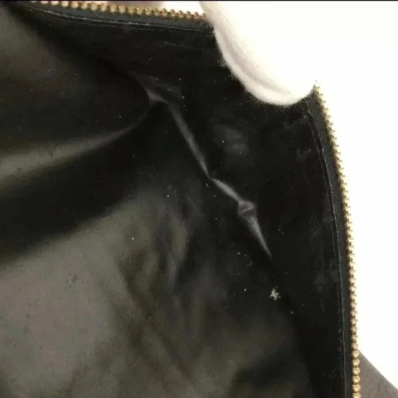 Louis Vuitton Leather Pouch Bag - Picture 3 of 8